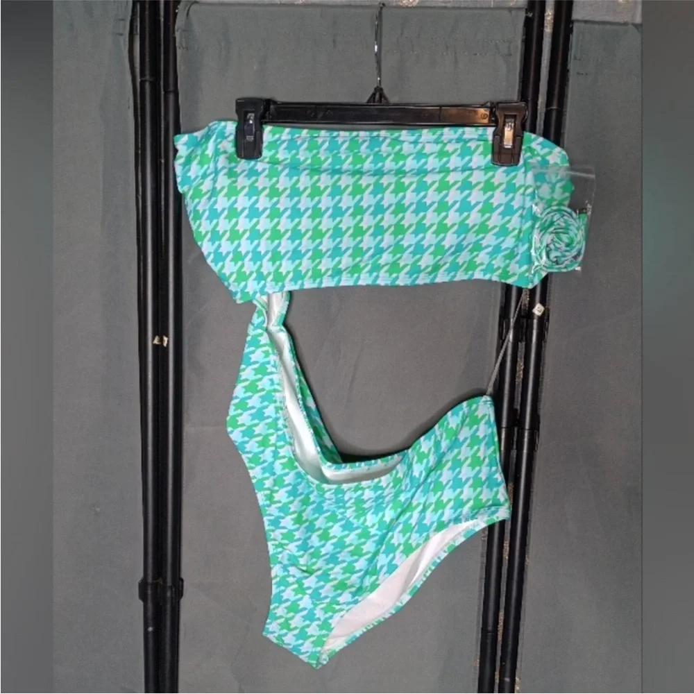 Bright patterned print swimsuit